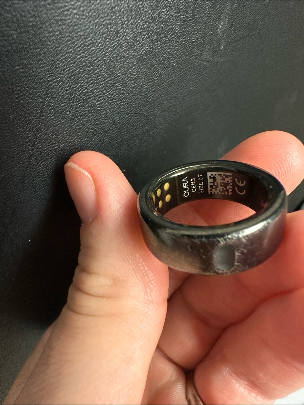Oura Smart Ring Gen 3 Size 7 Heritage Black with charger - Picture 3 of 8